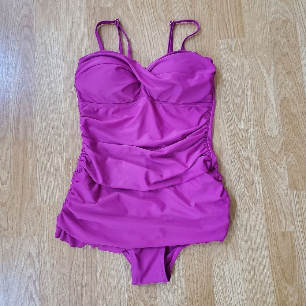 Shore Shapes Swimwear Ruched One Piece Swim Dress  sz 8